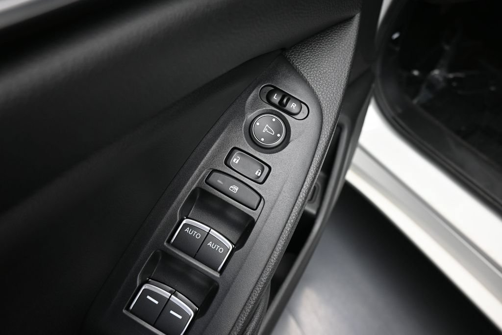 Used 2020 Honda Accord LX image 19
