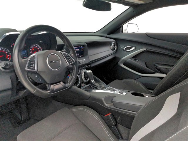 Used 2023 Chevrolet Camaro LT image 25