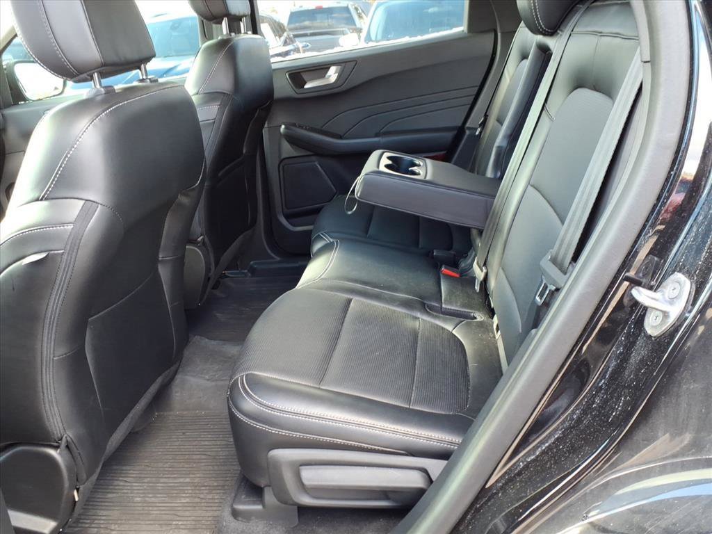 Used 2023 Ford Escape Platinum image 11