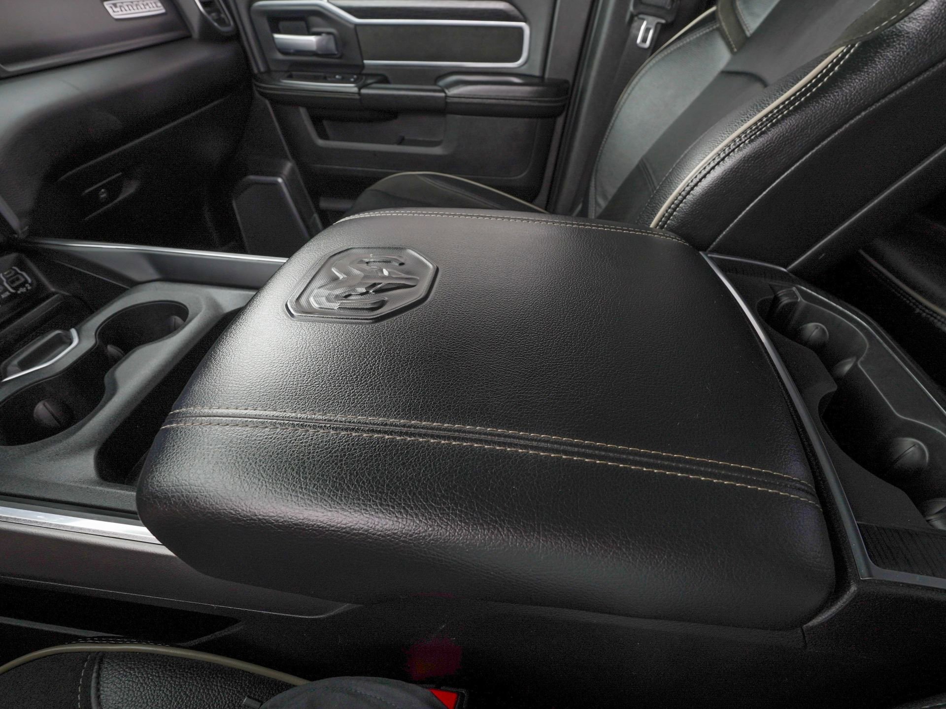 Used 2024 RAM 2500 Laramie w/ Night Edition AWD/4WD image 26