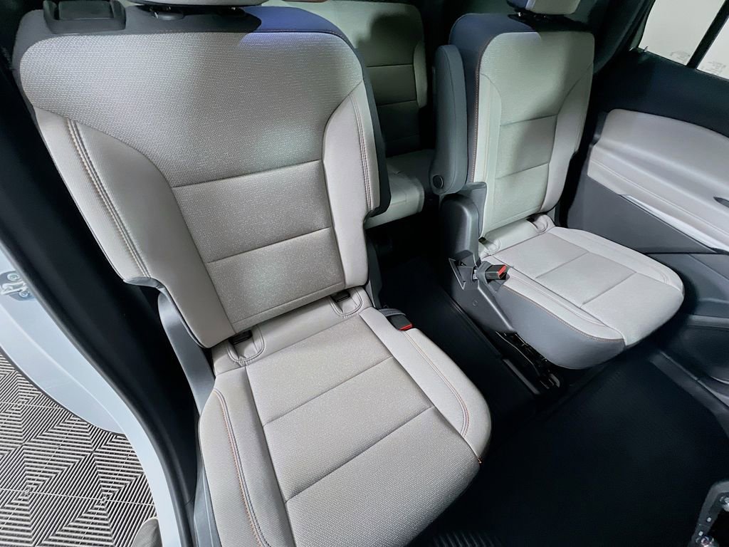 New 2026 Chevrolet Traverse LT w/ LPO, Floor Liner Package image 28