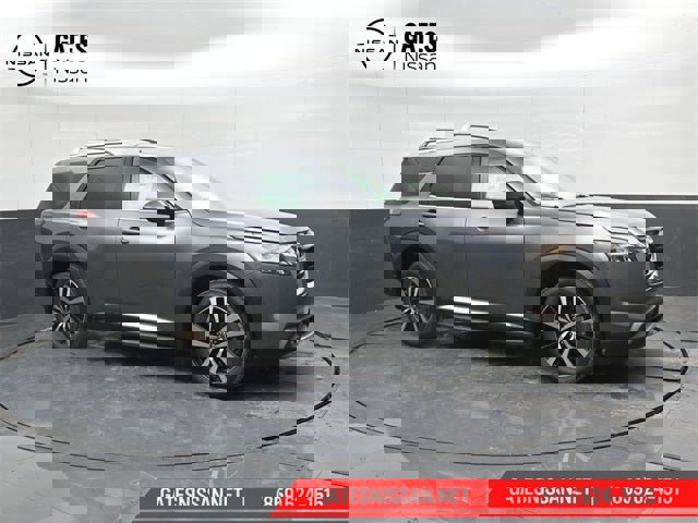 New 2025 Nissan Pathfinder Platinum