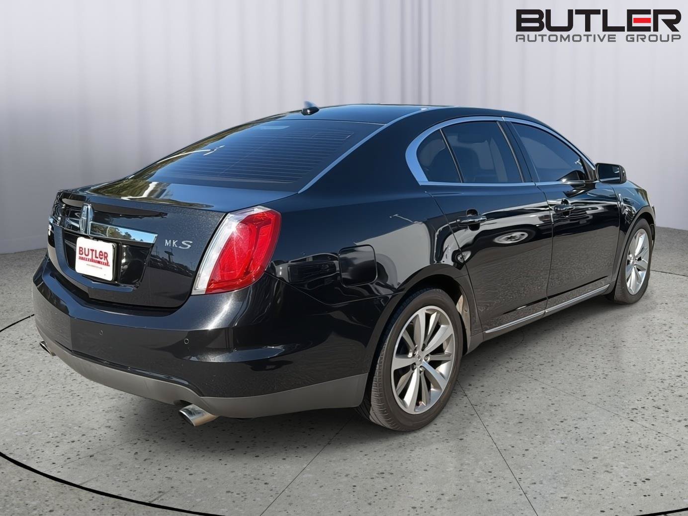 Used 2010 Lincoln MKS FWD image 6