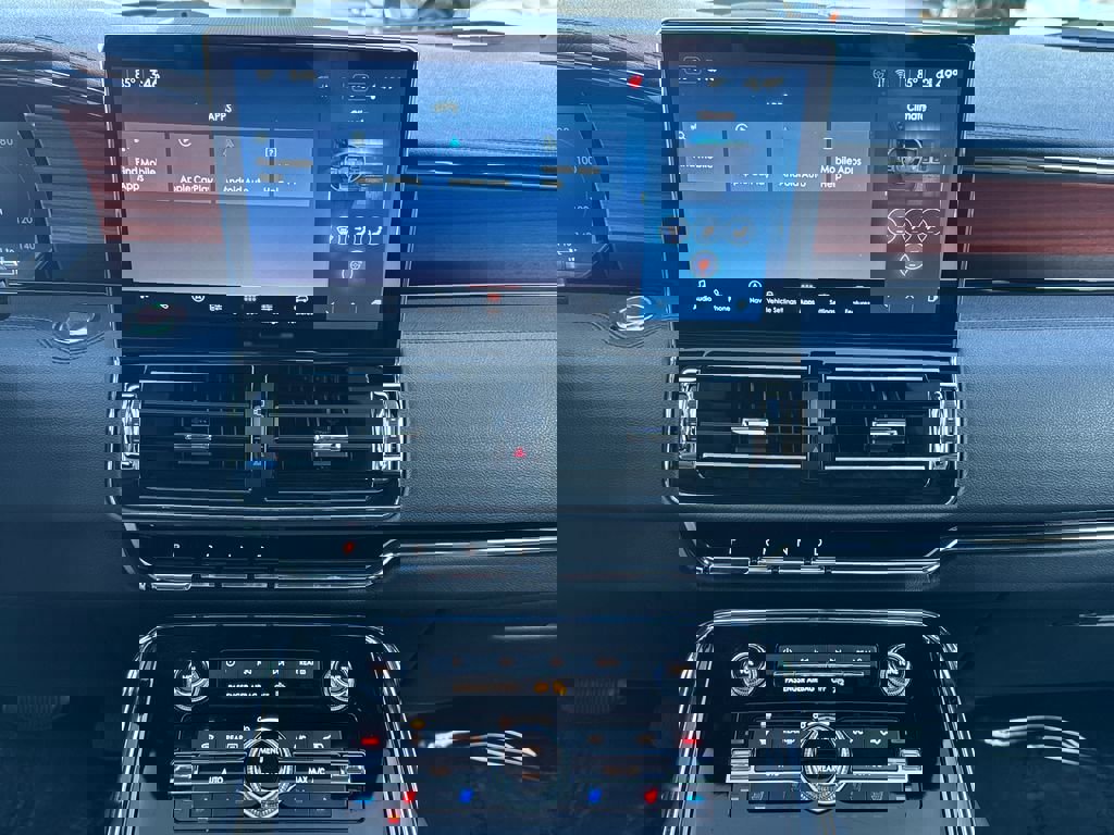 Used 2024 Lincoln Navigator Reserve image 26