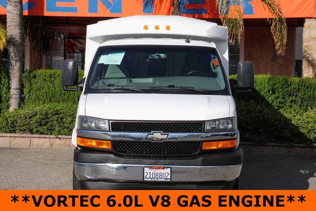 Used 2019 Chevrolet Express 3500 w/ Power Convenience Package image 3