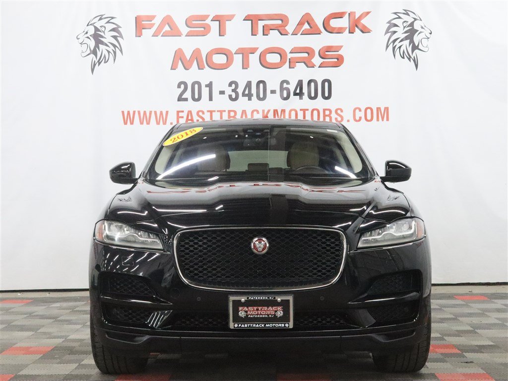 Used 2018 Jaguar F-PACE Prestige AWD/4WD image 2