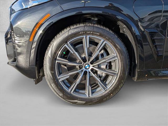 New 2026 BMW X5 xDrive50e w/ M Sport Package image 10