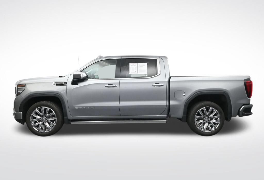 Used 2024 GMC Sierra 1500 Denali w/ Denali Reserve Package AWD/4WD image 9