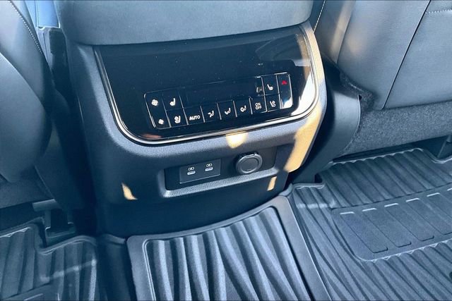 New 2026 INFINITI QX80 4WD image 34