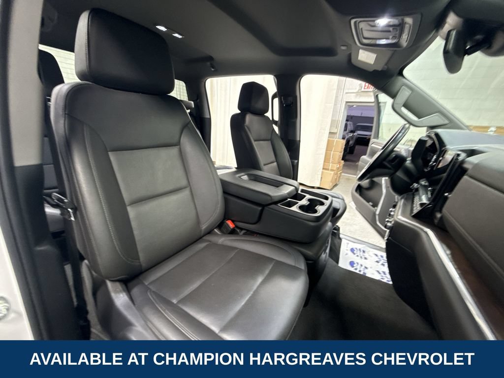 Used 2025 GMC Sierra 1500 SLT AWD/4WD image 36