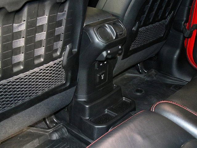 Used 2021 Jeep Wrangler Unlimited Rubicon image 16