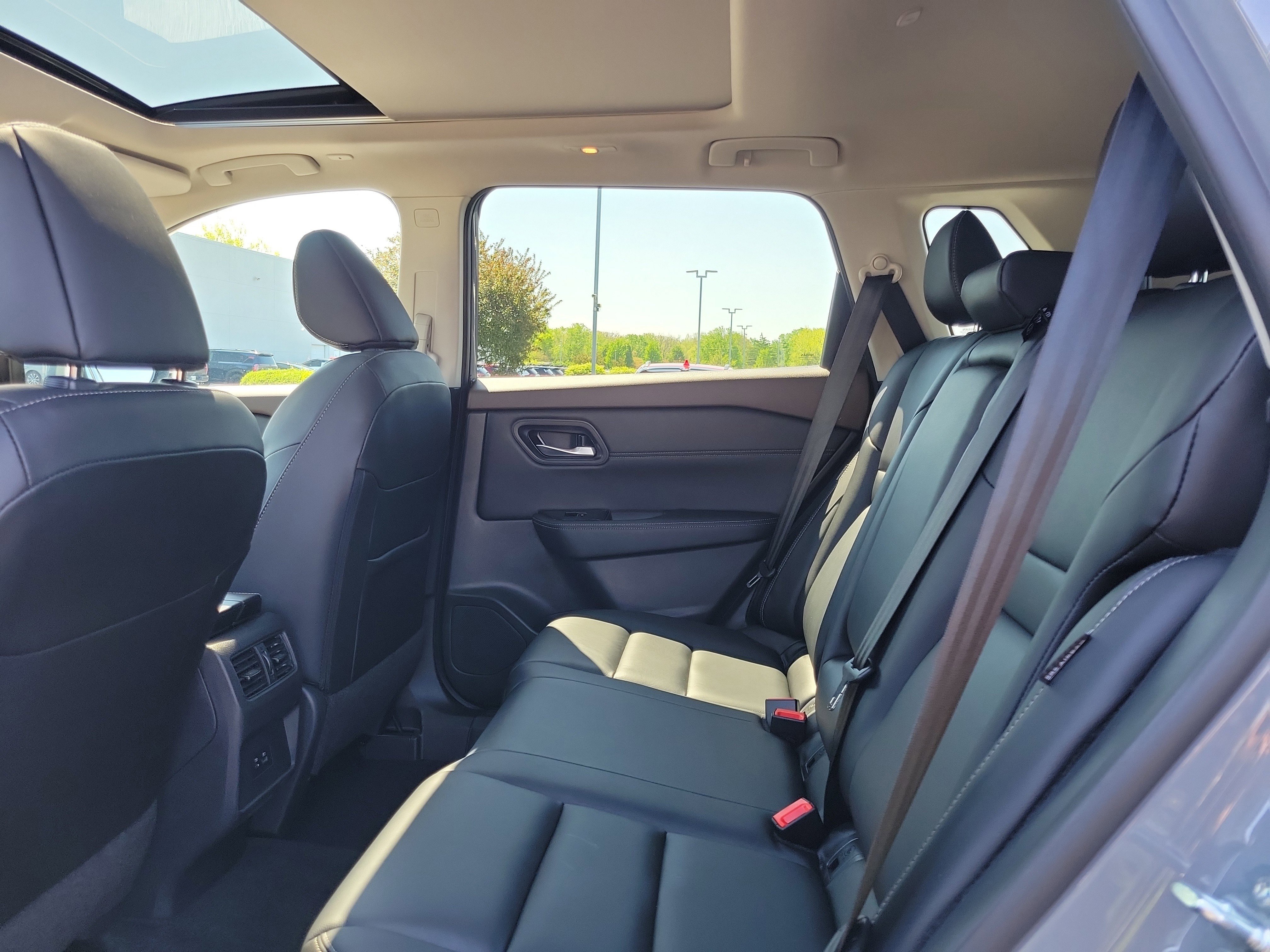 Certified 2023 Nissan Rogue SL image 11