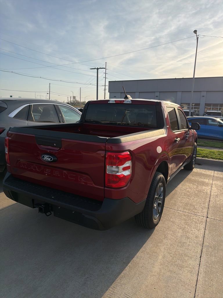 Used 2025 Ford Maverick XLT w/ XLT Luxury Package image 7