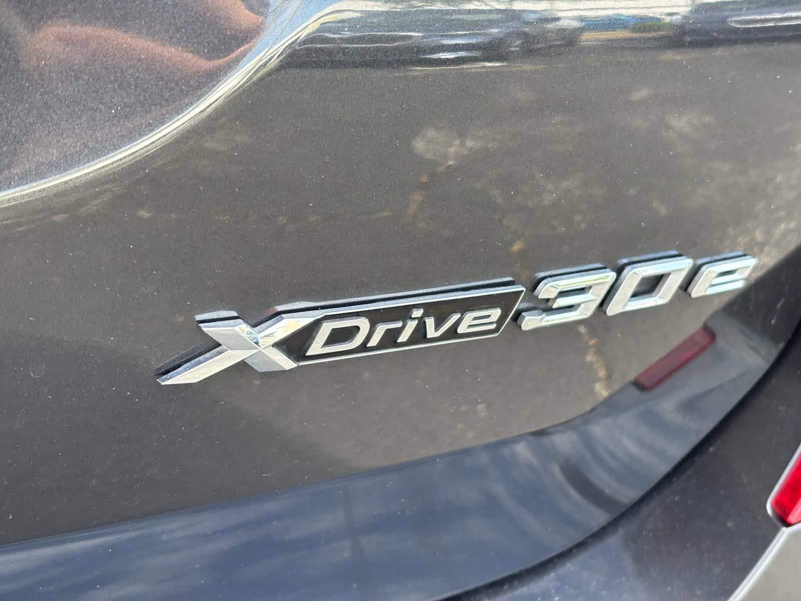 Used 2021 BMW X3 xDrive30e w/ Convenience Package AWD/4WD image 14