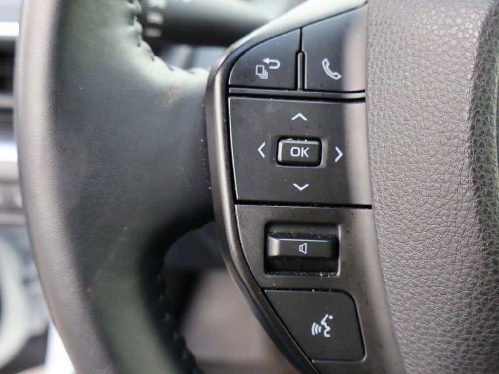 Used 2024 Toyota Prius LE image 44