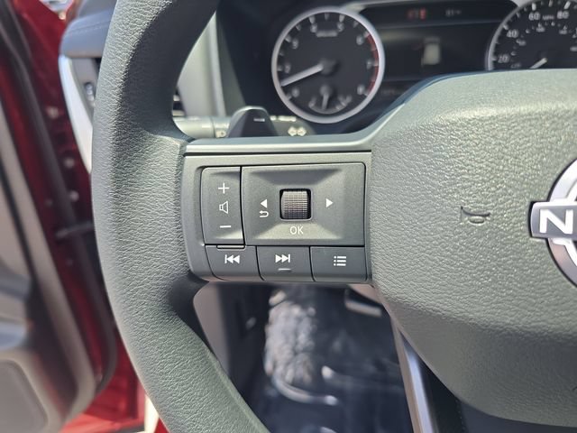 Used 2026 Nissan Rogue S FWD image 23