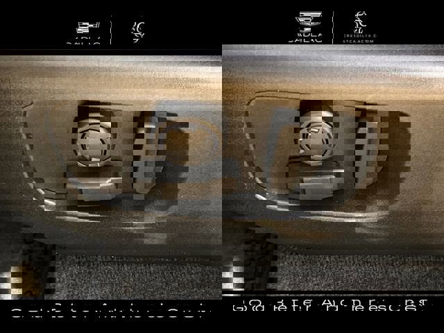 Used 2023 Land Rover Range Rover Velar R-Dynamic S image 25