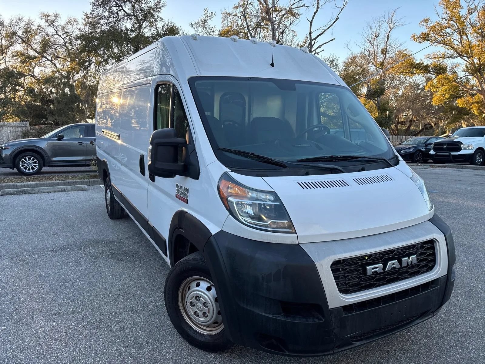 Used 2019 RAM ProMaster 3500 FWD image 4