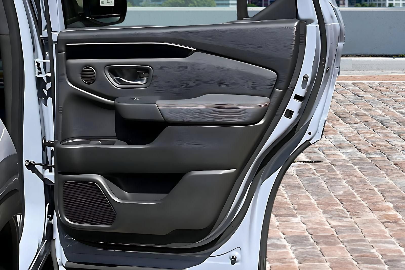 New 2026 Honda Pilot Sport image 14