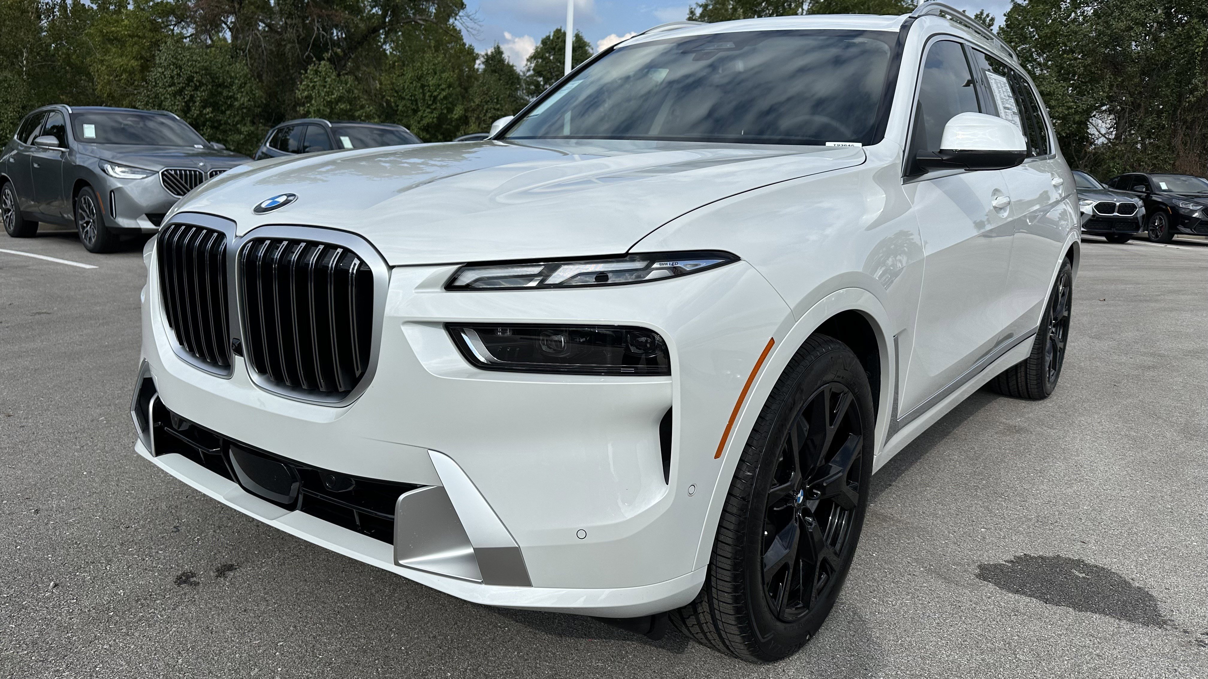 New 2026 BMW X7 xDrive40i w/ Executive Package image 5