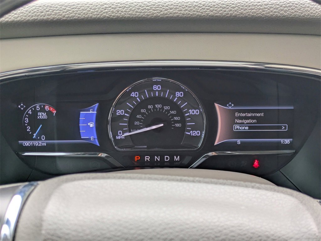 Used 2015 Lincoln Navigator L 4WD image 32