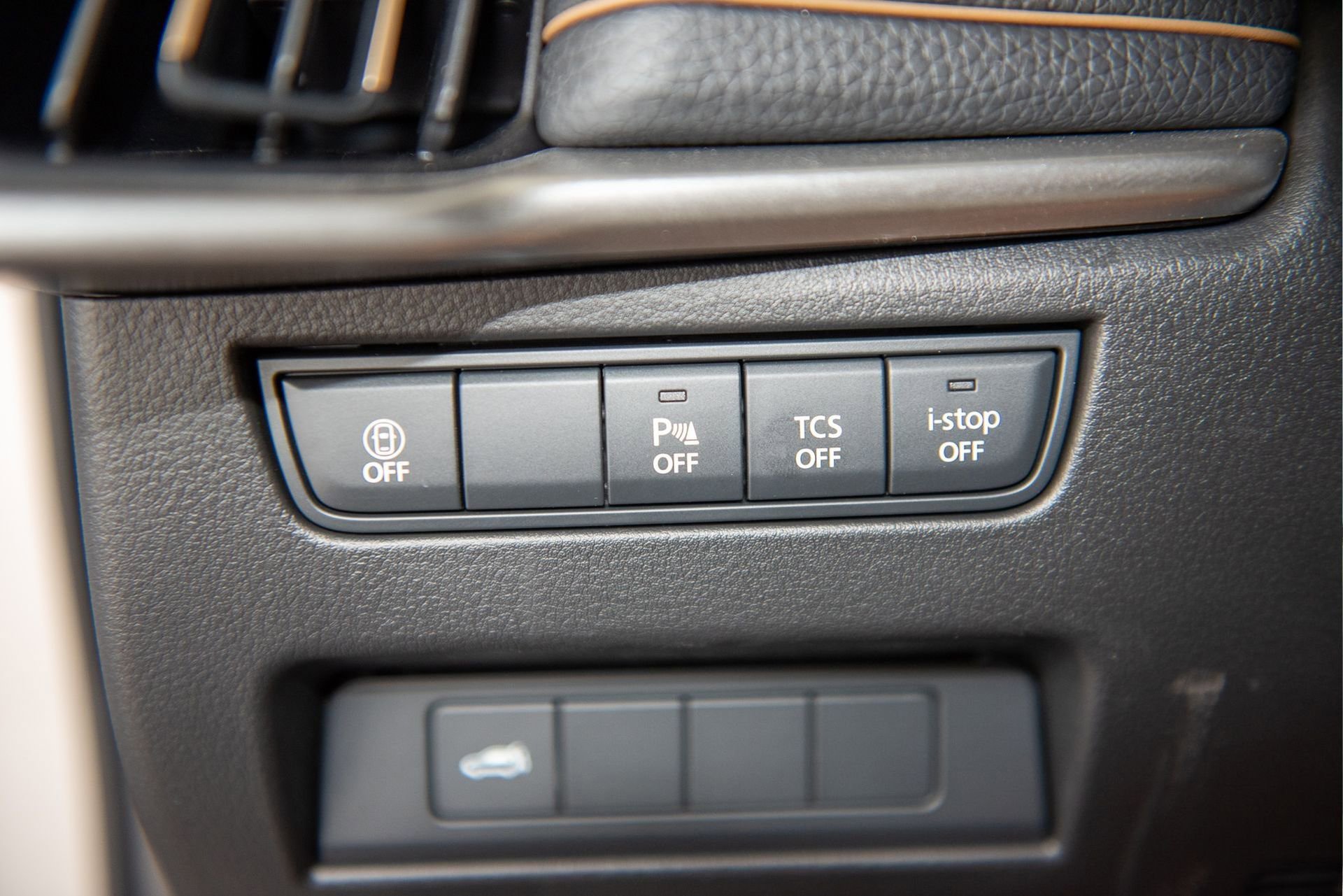 Used 2025 MAZDA CX-90 3.3 Turbo w/ Preferred Package image 27