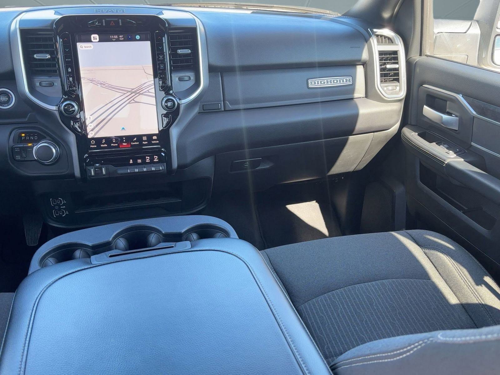 Used 2024 RAM 2500 Big Horn w/ Safety Group image 28