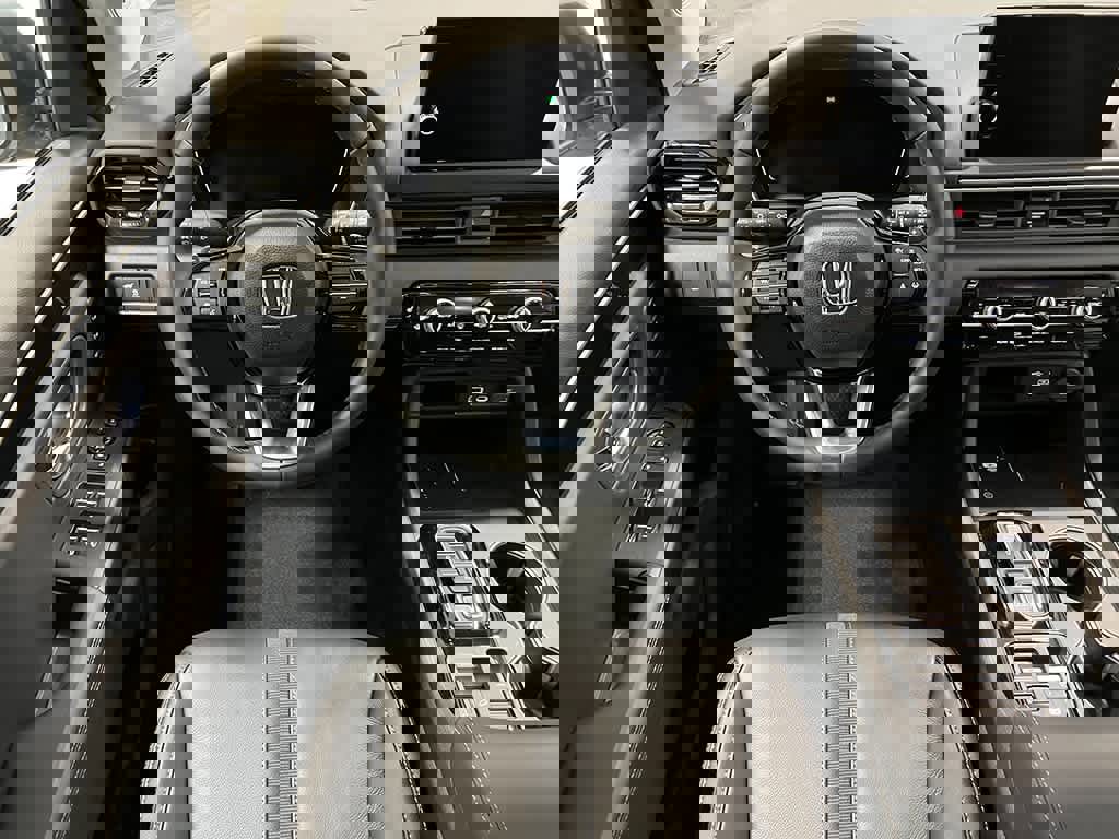 New 2025 Honda Pilot Touring image 17