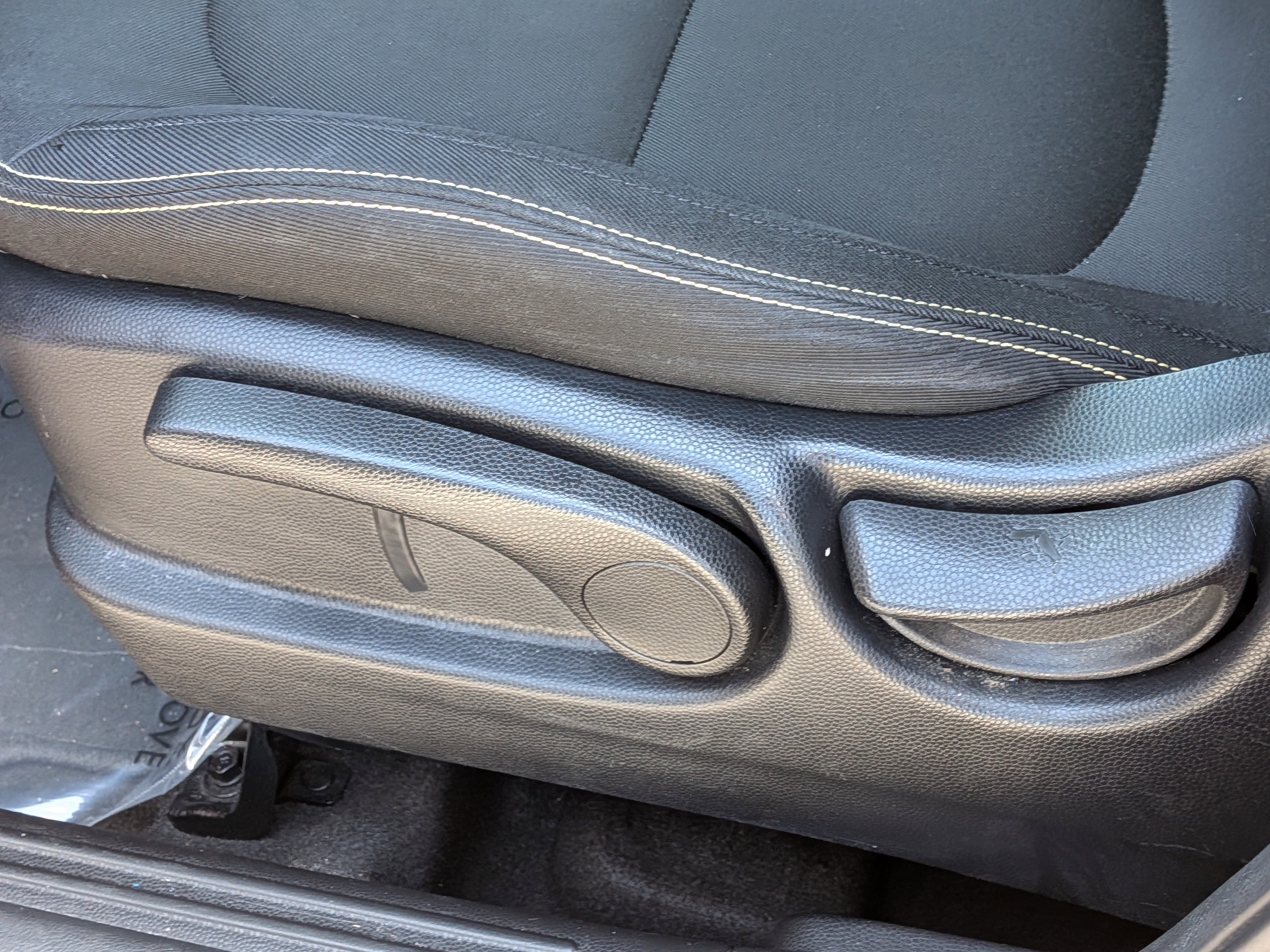 Used 2015 Kia Soul + FWD image 20