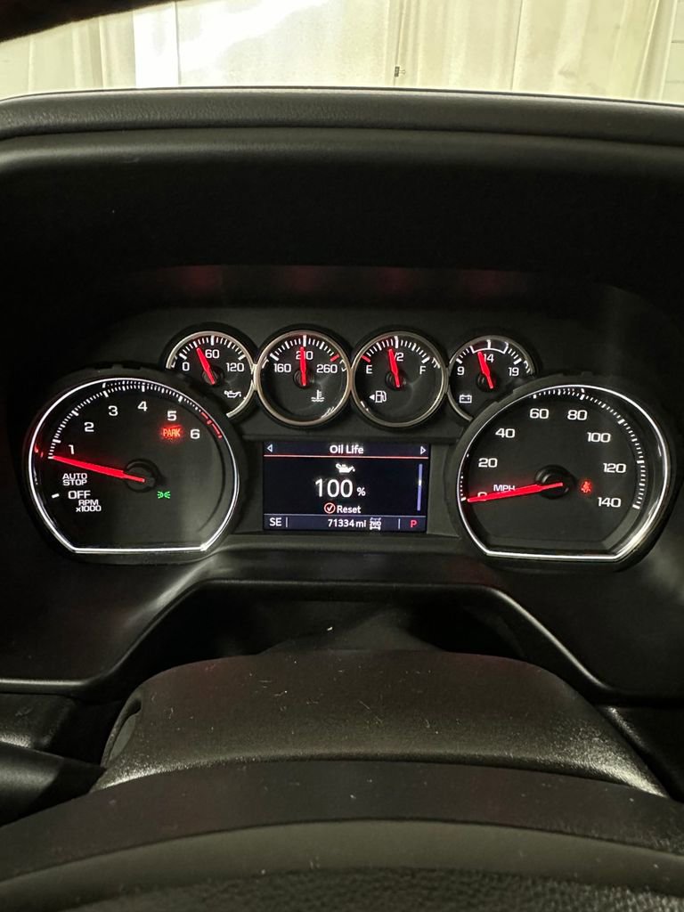 Used 2021 Chevrolet Suburban RST w/ Luxury Package AWD/4WD image 20