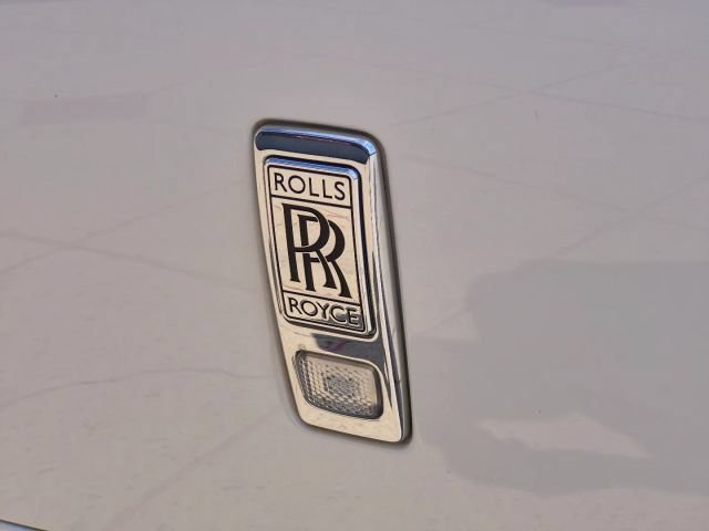 Used 2017 Rolls-Royce Wraith RWD image 39