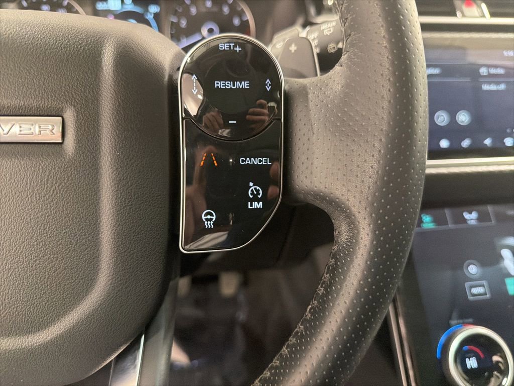 Used 2019 Land Rover Range Rover Velar S image 13