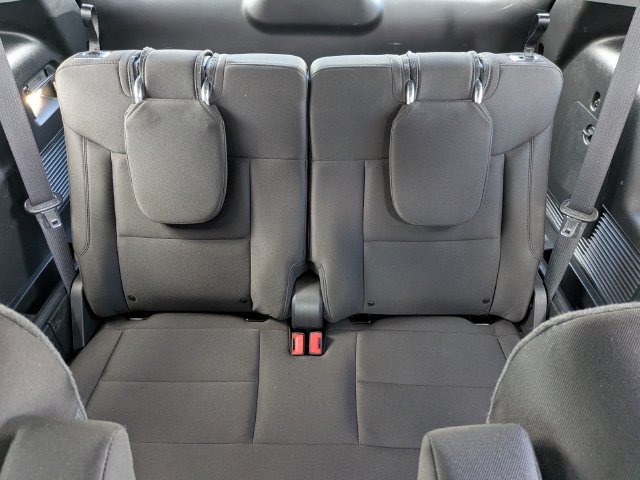 Used 2023 Ford Explorer XLT RWD image 14