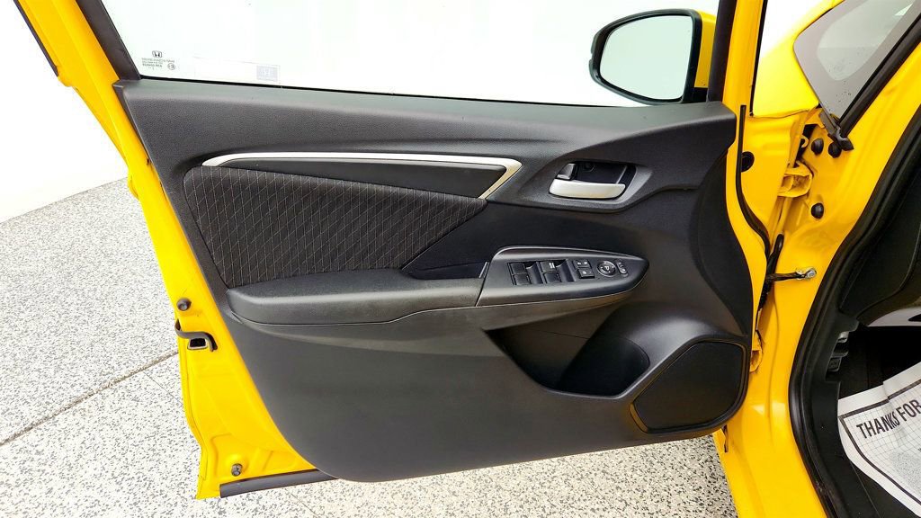 Used 2018 Honda Fit EX image 11