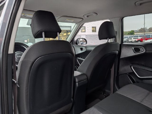 Used 2022 Kia Soul LX w/ Paint Protection Package FWD image 13