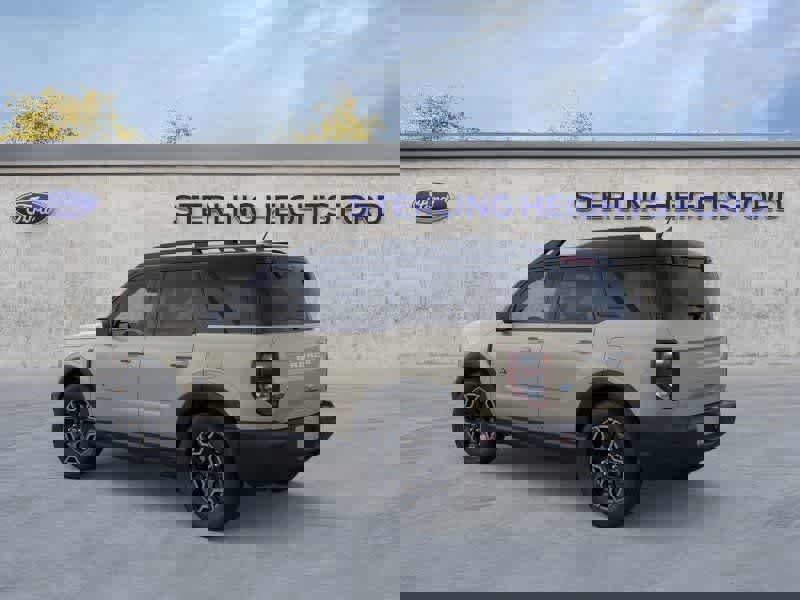 New 2025 Ford Bronco Sport Outer Banks image 4