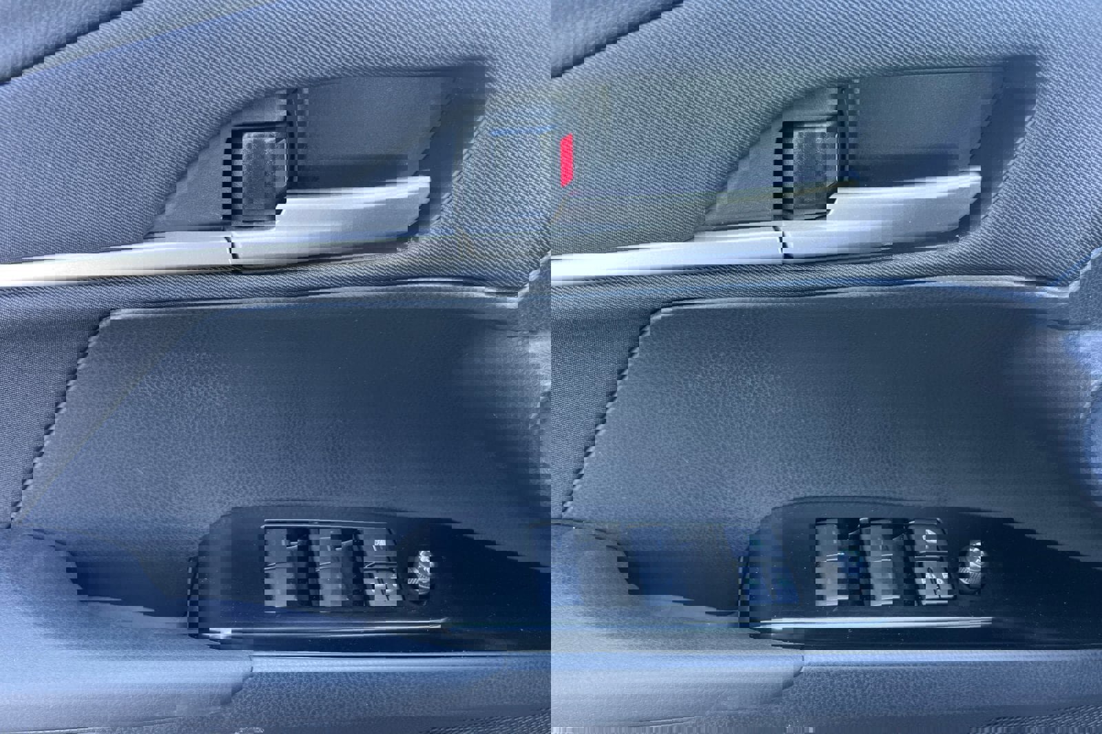 Certified 2025 Toyota Camry LE image 11