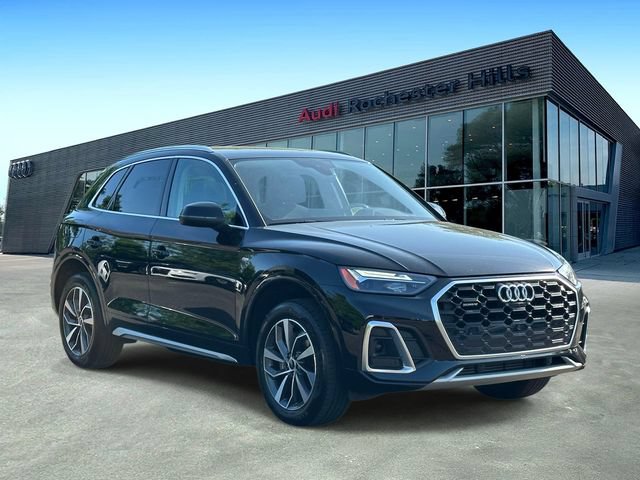 Used 2023 Audi Q5 2.0T Premium Plus w/ Premium Plus Package AWD/4WD image 7