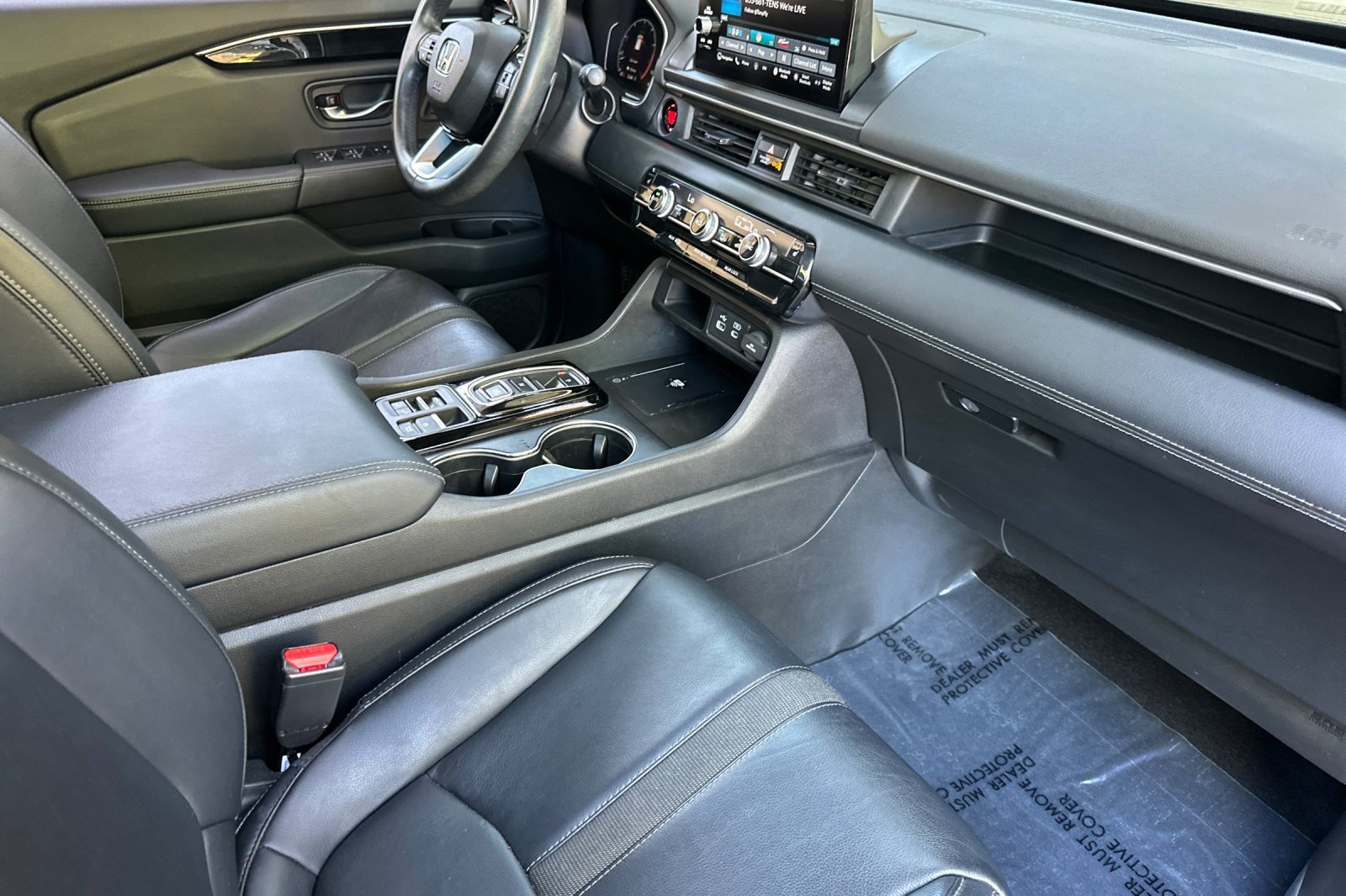 Used 2024 Honda Pilot Touring image 37