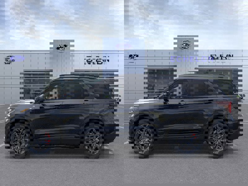 New 2026 Ford Explorer ST-Line image 3