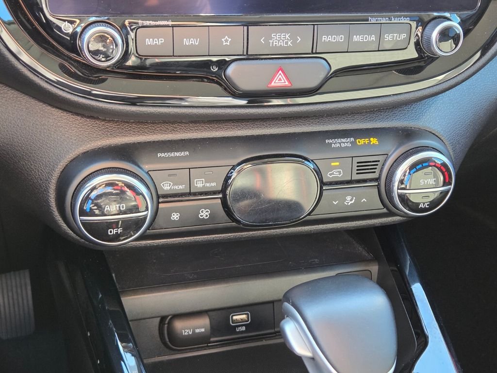 Used 2023 Kia Soul GT-Line w/ GT-Line Technology Package FWD image 30