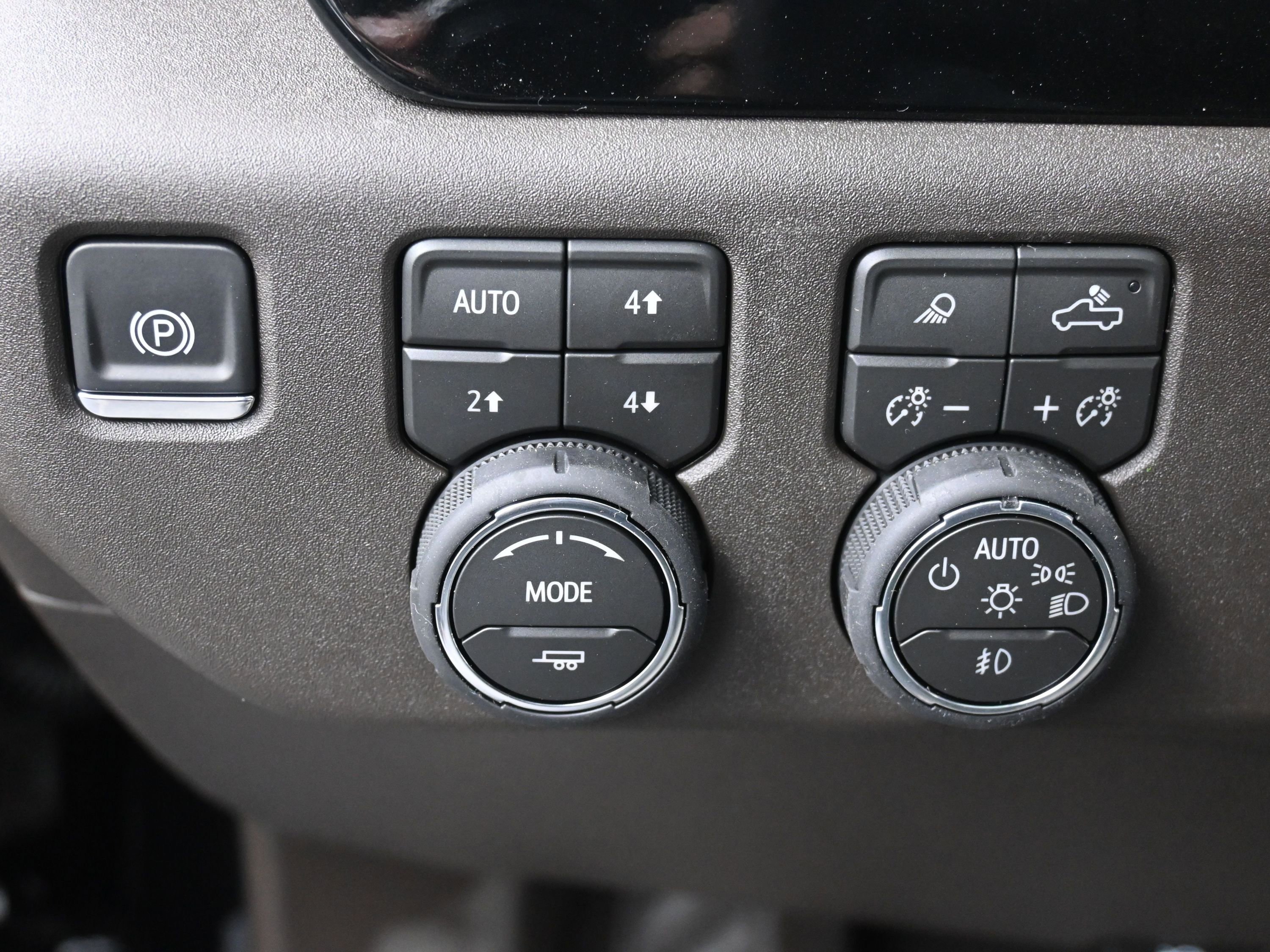 New 2026 Chevrolet Silverado 2500 LTZ w/ LTZ Convenience Package image 22