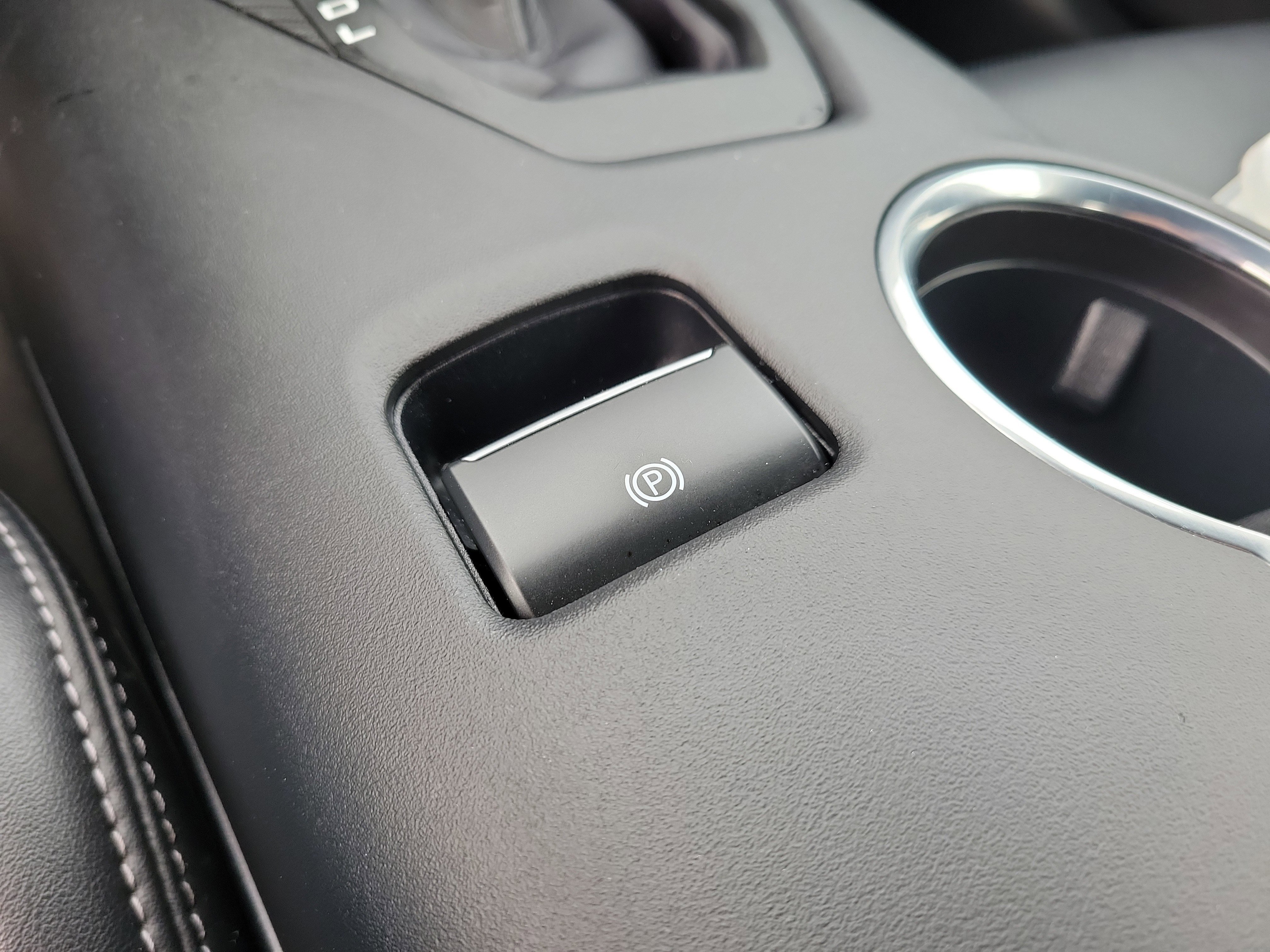 Used 2025 Ford Mustang Premium image 20