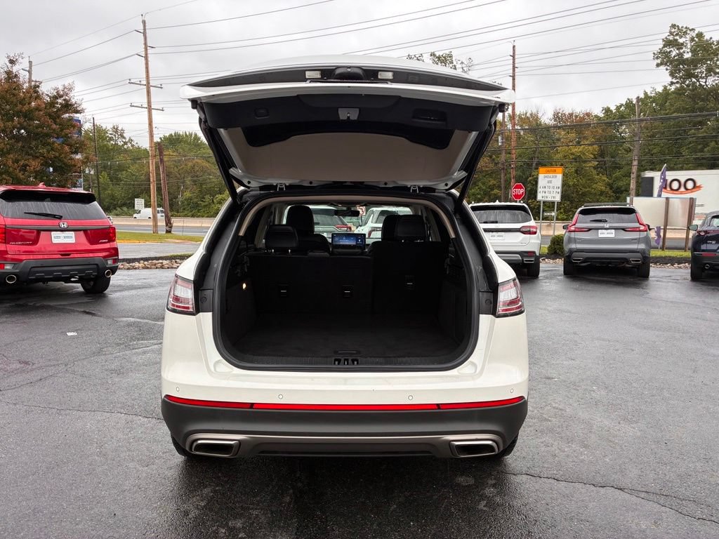 Used 2021 Lincoln Nautilus FWD image 11