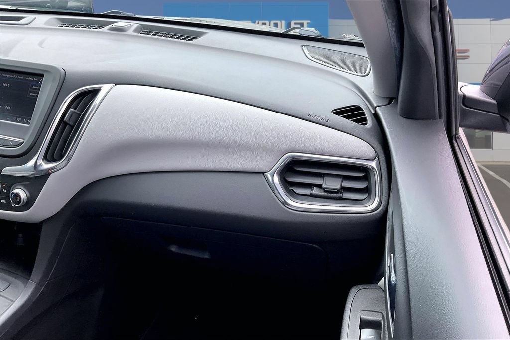 Used 2022 Chevrolet Equinox LT w/ Driver Convenience Package FWD image 26