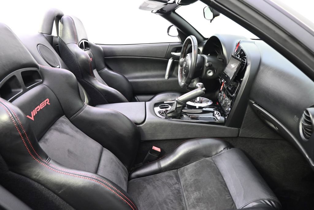 Used 2010 Dodge Viper SRT-10 w/ Final Edition Group image 19