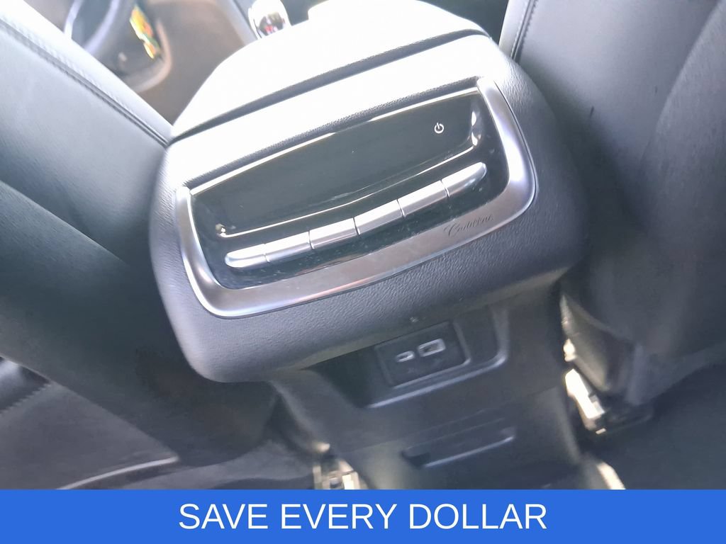 Used 2023 Cadillac XT6 Luxury FWD image 15