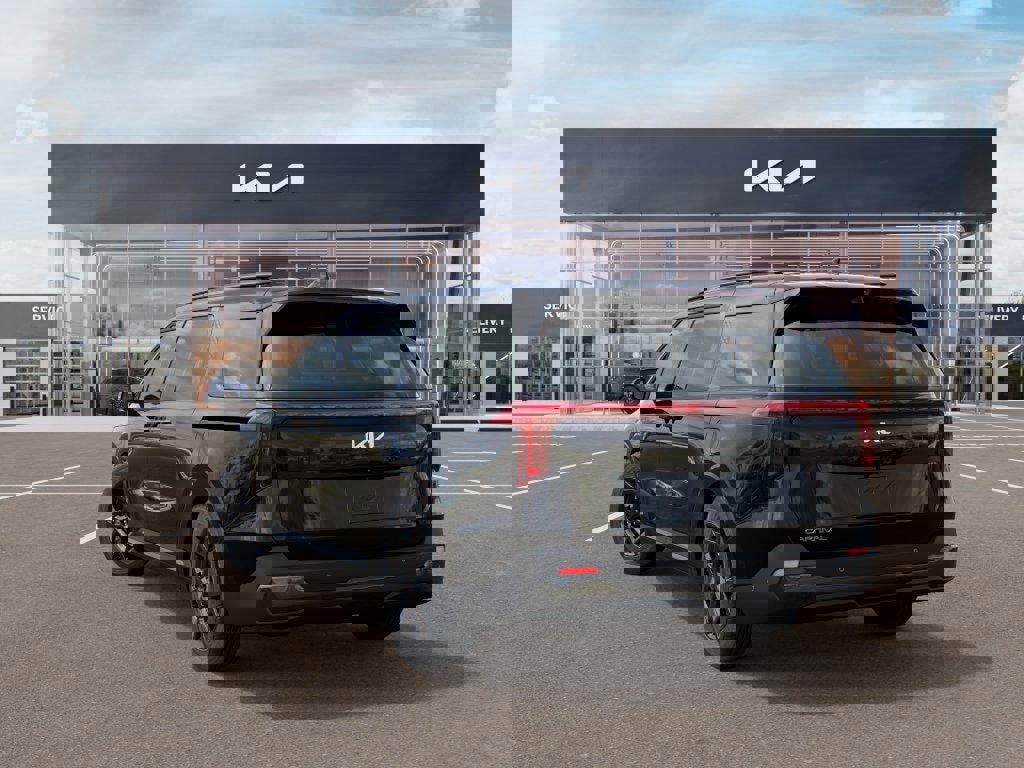 New 2025 Kia Carnival SX Prestige image 4