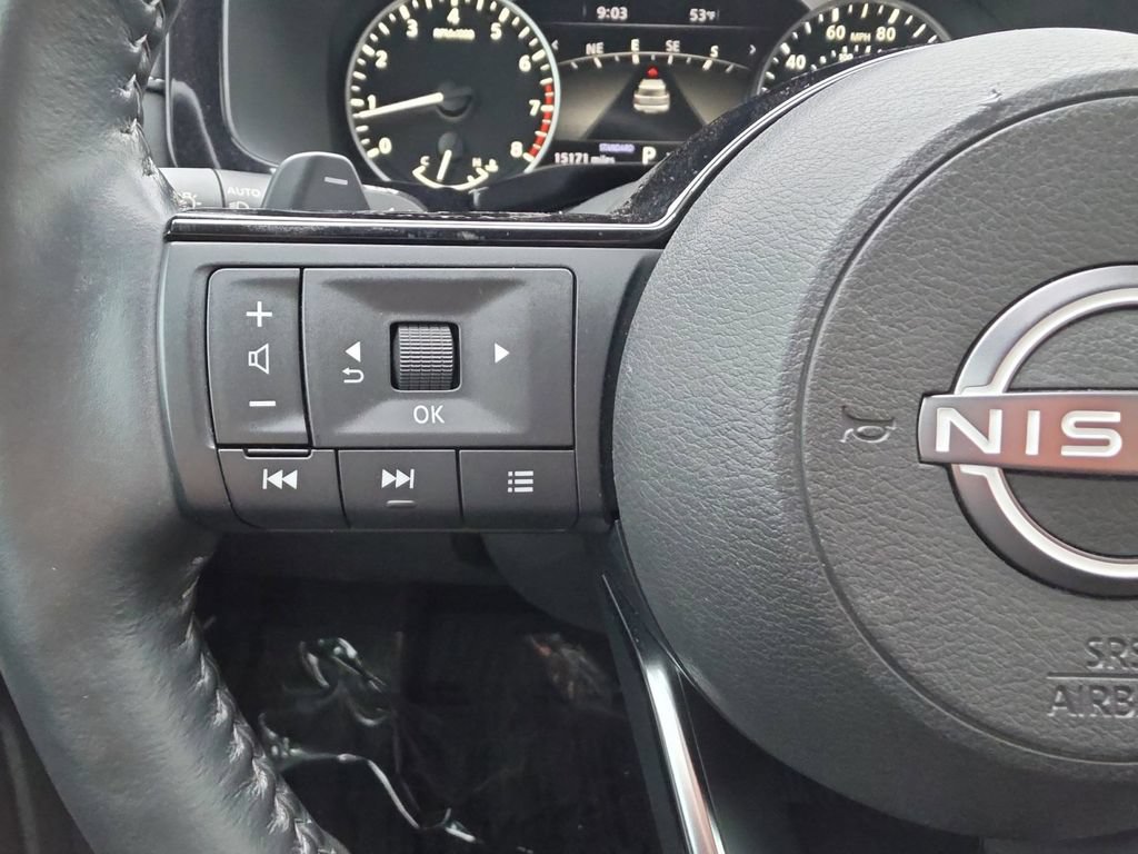 Used 2023 Nissan Pathfinder SL w/ Black Appearance Package FWD image 21