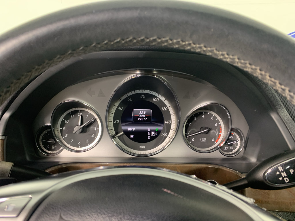 Used 2013 Mercedes-Benz E 350 4MATIC Sedan image 21